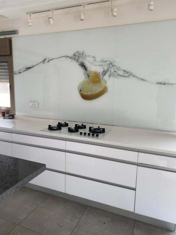 Mobersham'S House In Acre Apartment ภายนอก รูปภาพ